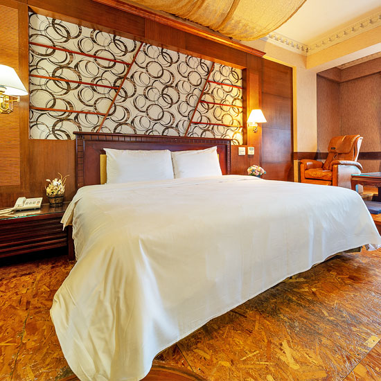 礁溪住宿．芝加哥商務汽車旅館