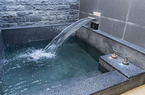 龍山溫泉湯屋-芝加哥商務汽車旅館